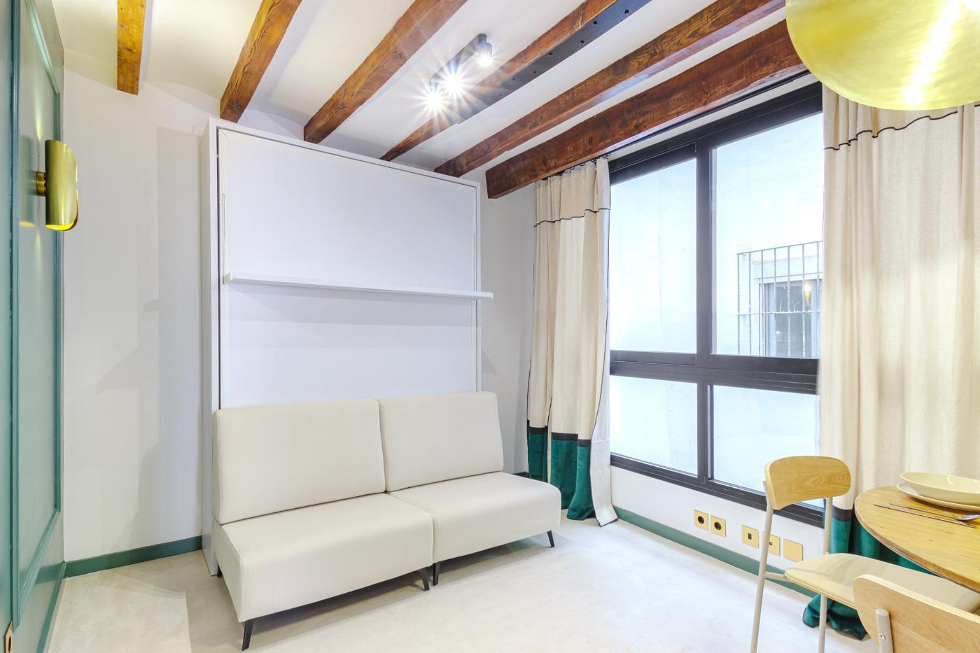Refined And Practical Studio In Historic Center Of Alicante Luaran gambar