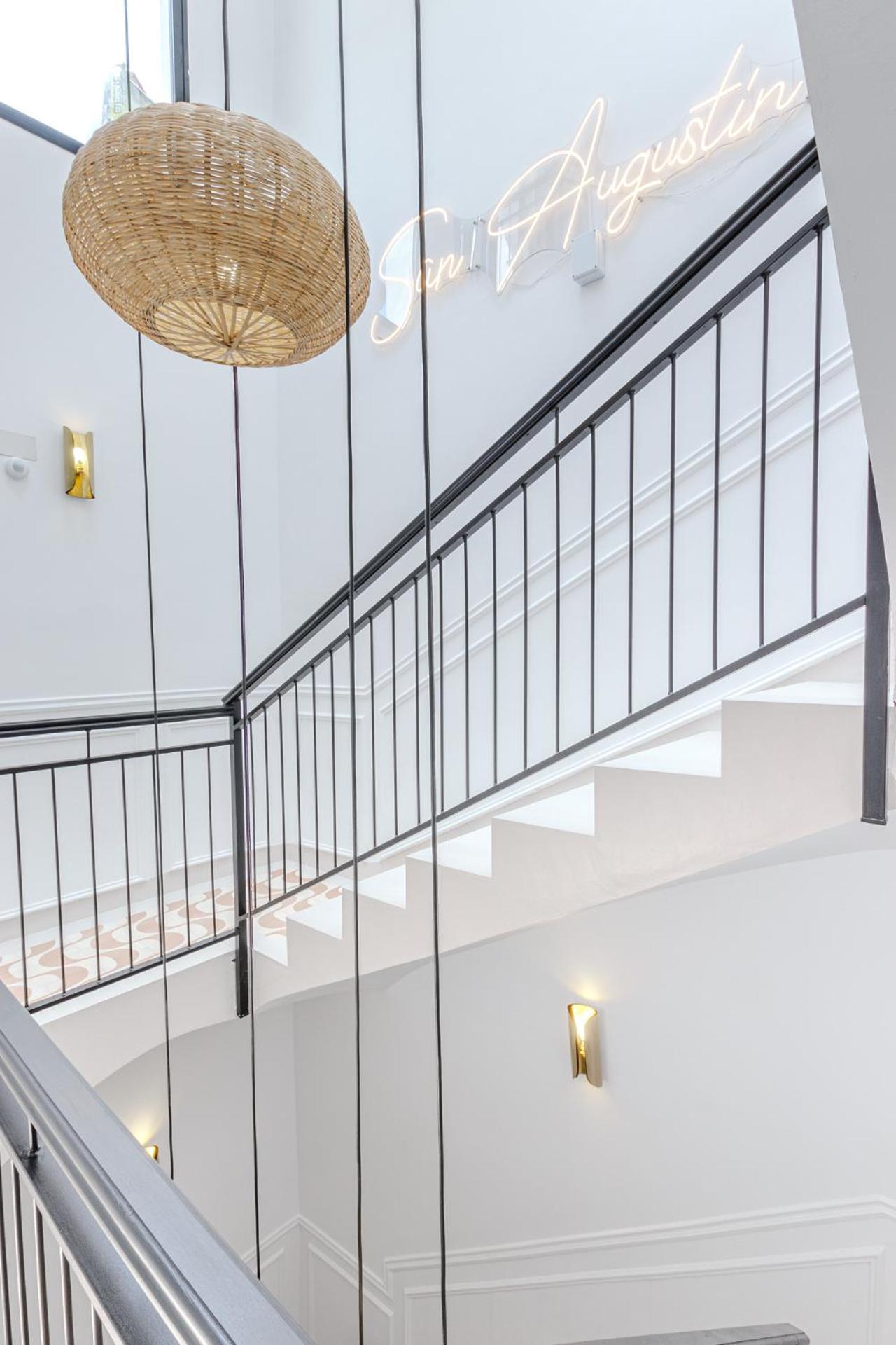 Refined And Practical Studio In Historic Center Of Alicante Luaran gambar