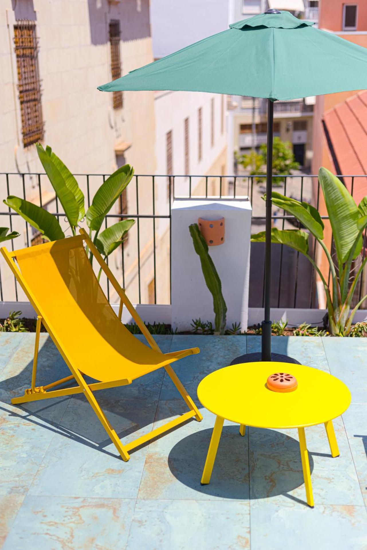 Refined And Practical Studio In Historic Center Of Alicante Luaran gambar