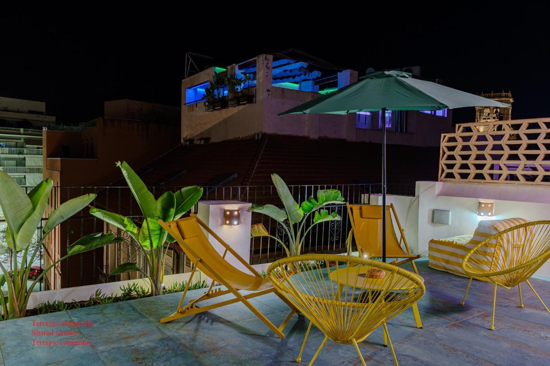 Refined And Practical Studio In Historic Center Of Alicante Luaran gambar